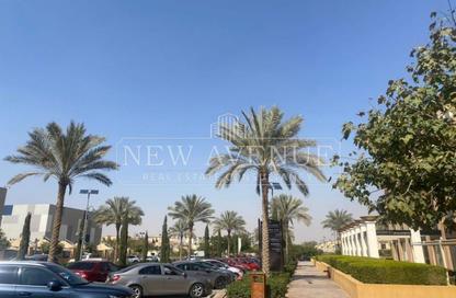 محل - استوديو - 2 حمامات للايجار في ميفيدا - كمبوندات التجمع الخامس - التجمع الخامس - مدينة القاهرة الجديدة - القاهرة