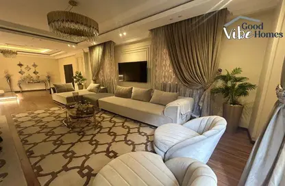 دوبلكس - 3 غرف نوم - 4 حمامات للبيع في غرب الجولف - كمبوندات القطامية - القطامية - مدينة القاهرة الجديدة - القاهرة
