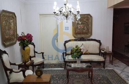 فيلا - 8 غرف نوم - 6 حمامات للبيع في شارع 70 - الحي الثاني - التجمع الخامس - مدينة القاهرة الجديدة - القاهرة