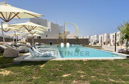 Chalet - 3 Bedrooms - 5 Bathrooms for rent in Ras Al Hekma - North Coast