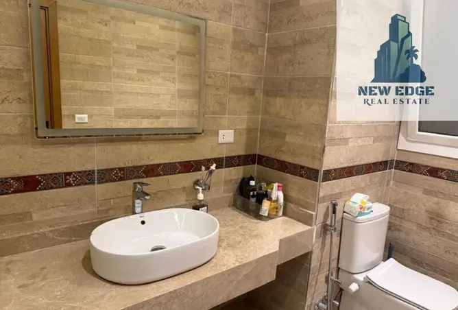 101210824 - Property Image 2