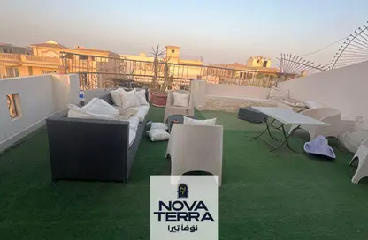 Roof - 3 Bedrooms - 2 Bathrooms for sale in Touristic Zone 4 - Touristic Zone - Al Motamayez District - 6 October City - Giza