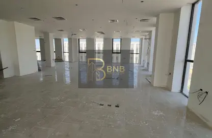 مساحات مكتبية - 8 غرف نوم - 3 حمامات للايجار في ميفيدا - كمبوندات التجمع الخامس - التجمع الخامس - مدينة القاهرة الجديدة - القاهرة