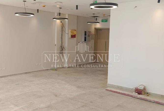 83127899 - Property Image 3
