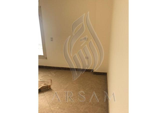 52453769 - صورة العقار 3