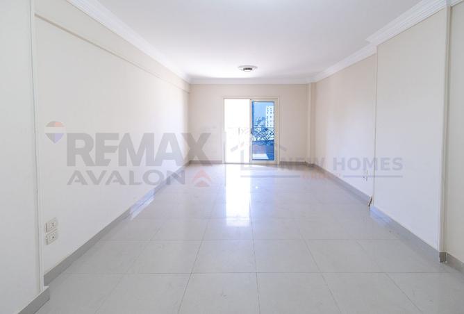 98831151 - Property Image 2