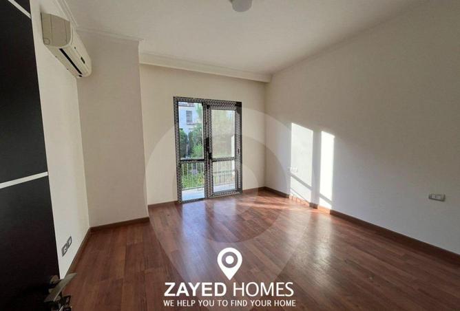 70371328 - Property Image 2