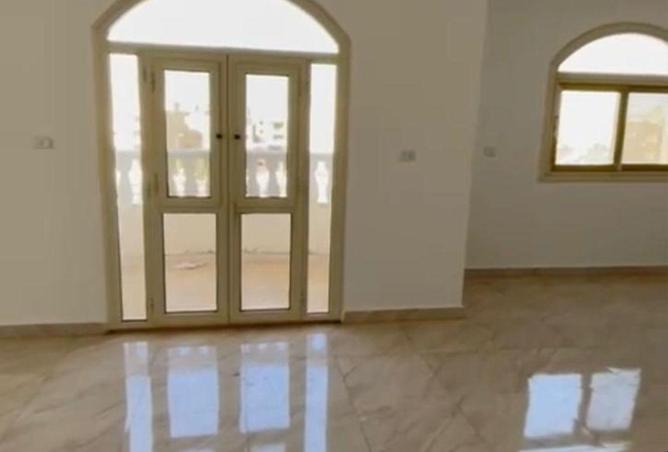 68733089 - Property Image 3