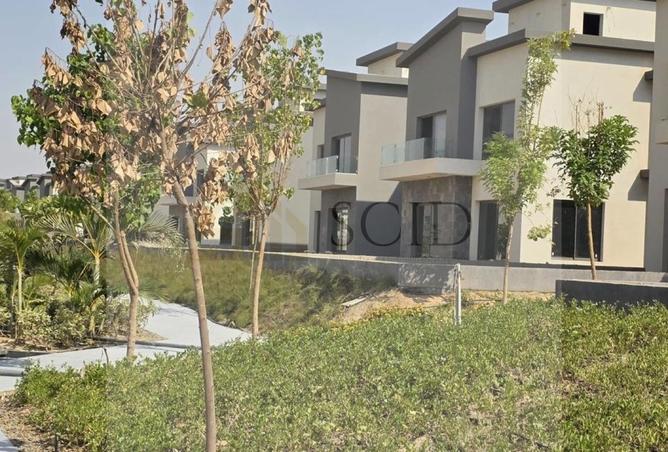 98012678 - Property Image 2