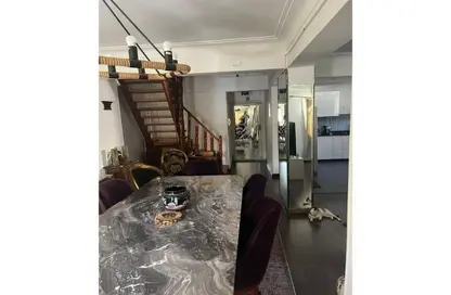 شقة - 2 غرف نوم - 2 حمامات للبيع في الحديقة الدولية - الحي السابع - مدينة نصر - القاهرة