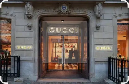 محل تجاري - استوديو - 2 حمامات للبيع في شارع المحروقي - العجوزة - الجيزة