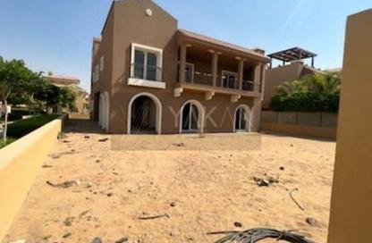 Villa - 6 Bedrooms - 7 Bathrooms for sale in Hyde Park - New Cairo City - Cairo