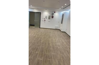 Office Space - 2 Bedrooms - 2 Bathrooms for rent in Hyde Park Business District Mall - South Teseen St. - The 5th Settlement - New Cairo City - Cairo