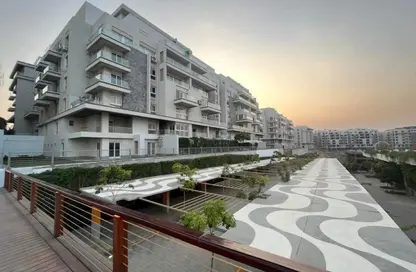 Apartment - 3 Bedrooms - 3 Bathrooms for sale in Mountain View iCity - 5th Settlement Compounds - The 5th Settlement - New Cairo City - Cairo