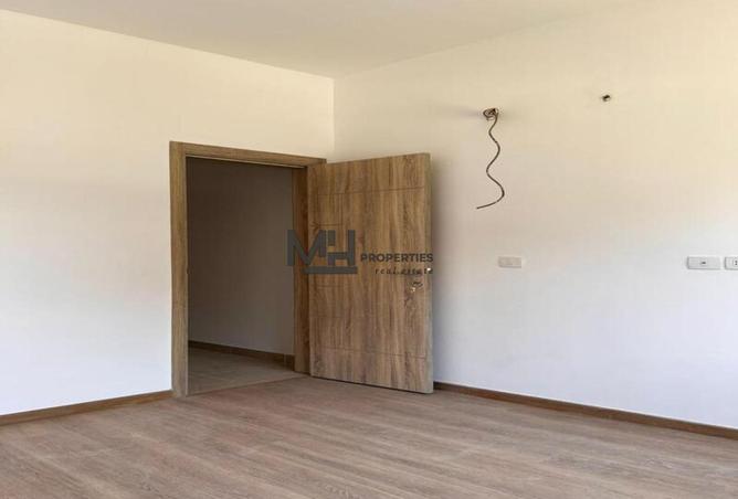 96582931 - Property Image 3