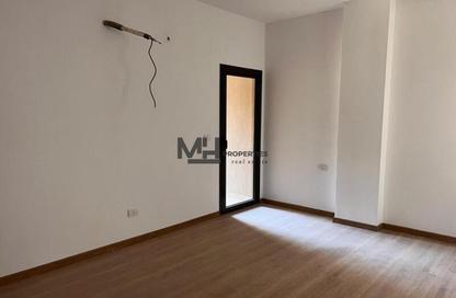 شقة - 3 غرف نوم - 2 حمامات للايجار في مون ريزيدنس - فيفث سكوير - التجمع الخامس - مدينة القاهرة الجديدة - القاهرة