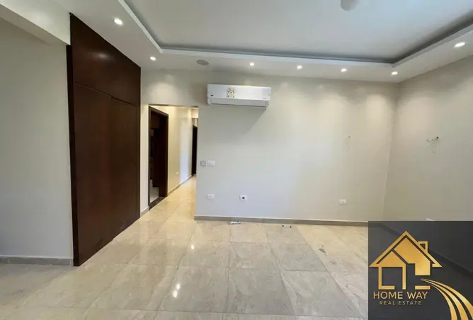 113531561 - Property Image 2