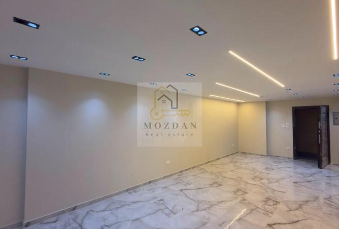 82615112 - Property Image 3