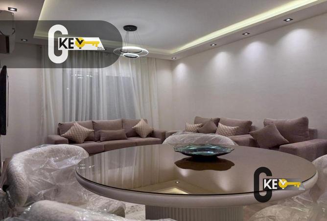 8618489 - Property Image 3