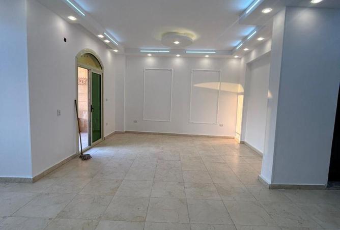 73239987 - Property Image 2