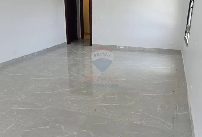 117530366 - Property Image 2