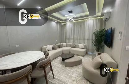 Apartment - 2 Bedrooms - 1 Bathroom for rent in B8 - Madinaty - Cairo