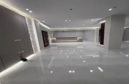 دوبلكس - 4 غرف نوم - 3 حمامات للبيع في المجاورة الاولي - المنطقة الثالثة - مدينة الشروق - القاهرة