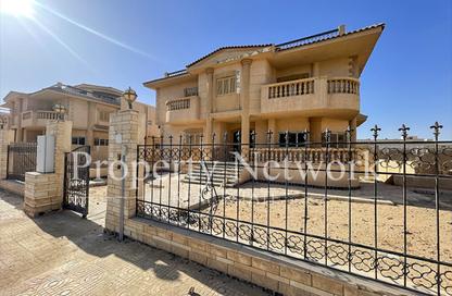 Villa - 6 Bedrooms - 7+ Bathrooms for sale in 3rd District - New Heliopolis - Cairo