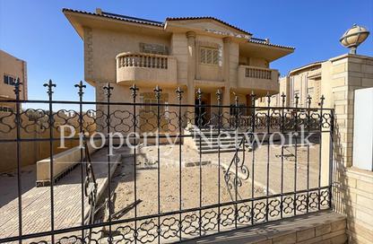 Villa - 6 Bedrooms - 7+ Bathrooms for sale in 3rd District - New Heliopolis - Cairo