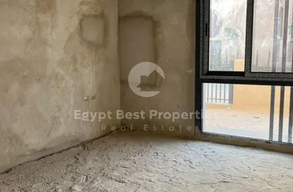 Townhouse - 4 Bedrooms - 4 Bathrooms for sale in Beverly Hills - Sheikh Zayed Compounds - Sheikh Zayed City - Giza