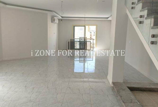 8533800 - Property Image 2