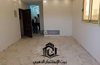 شقة - 3 غرف نوم - 2 حمامات للبيع في الحي 300 - التوسعات الشمالية - مدينة 6 أكتوبر - الجيزة