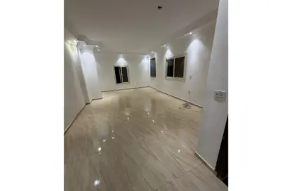 Apartment - 3 Bedrooms - 2 Bathrooms for rent in El Yasmeen 8 - El Yasmeen - New Cairo City - Cairo