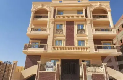 Whole Building - 7+ Bedrooms - 7+ Bathrooms for sale in 9th District - 6 October City - Giza