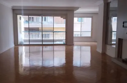 Apartment - 3 Bedrooms - 3 Bathrooms for sale in Mosadak St. - Dokki - Giza