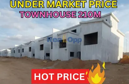 Townhouse - 3 Bedrooms - 4 Bathrooms for sale in Creek Town - The 1st Settlement - New Cairo City - Cairo Townhouse - 3 Bedrooms - 4 Bathrooms for sale in Creek Town - The 1st Settlement - New Cairo City - Cairo