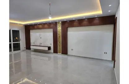 Apartment - 3 Bedrooms - 3 Bathrooms for rent in El Rehab Extension - Al Rehab - New Cairo City - Cairo