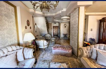 Apartment - 3 Bedrooms - 2 Bathrooms for sale in Abo Qir St. - Sporting - Hay Sharq - Alexandria