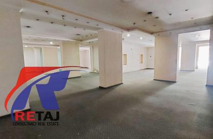 Shop - Studio - 2 Bathrooms for sale in Ahmed Fakhry St. - 6th Zone - Nasr City - Cairo