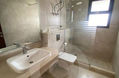 شقة - 3 غرف نوم - 3 حمامات للايجار في ذا كورت ياردز - كمبوندات الشيخ زايد - الشيخ زايد - الجيزة