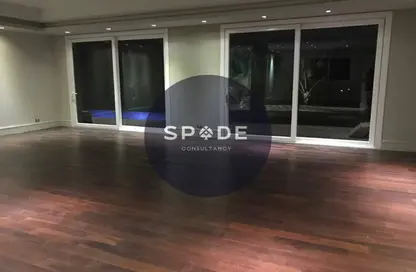 فيلا - 8 غرف نوم - 8 حمامات للبيع في سوان ليك قطامية - التجمع الاول - مدينة القاهرة الجديدة - القاهرة