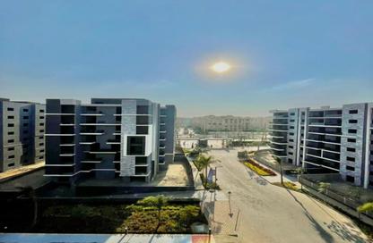 Apartment - 3 - 2 for sale in Sun Capital - Fayoum Desert road - 6 October City - Giza