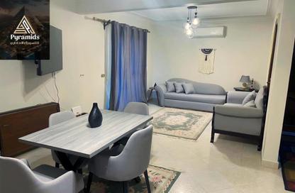 Apartment - Studio - 1 Bathroom for rent in Hadayek Al Mohandessin - 4th District - Sheikh Zayed City - Giza