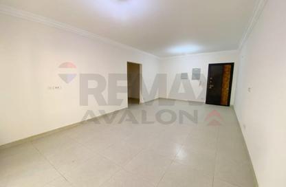 شقة - 2 غرف نوم - 2 حمامات للايجار في صوارى - كمبوندات الاسكندرية - الاسكندرية
