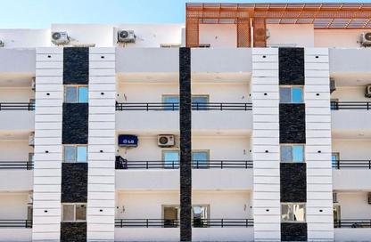 Apartment - 2 Bedrooms - 1 Bathroom for sale in Intercontinental District - Hurghada - Red Sea