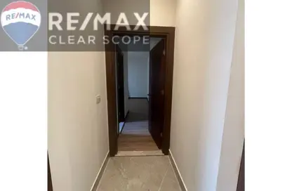 (بنتهاوس  (روف - 2 غرف نوم - 3 حمامات للايجار في جاليريا  مون فالى - المستثمرين الجنوبية - مدينة القاهرة الجديدة - القاهرة