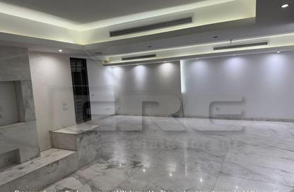 Apartment - 3 Bedrooms - 3 Bathrooms for sale in Tag Sultan - Ring Road - Cairo