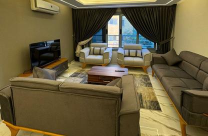 Apartment - 3 Bedrooms - 3 Bathrooms for rent in Al Dokki St. - Dokki - Giza