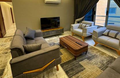 Apartment - 3 Bedrooms - 3 Bathrooms for rent in Al Dokki St. - Dokki - Giza