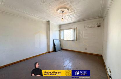 Apartment - 4 Bedrooms - 2 Bathrooms for rent in Roushdy - Hay Sharq - Alexandria